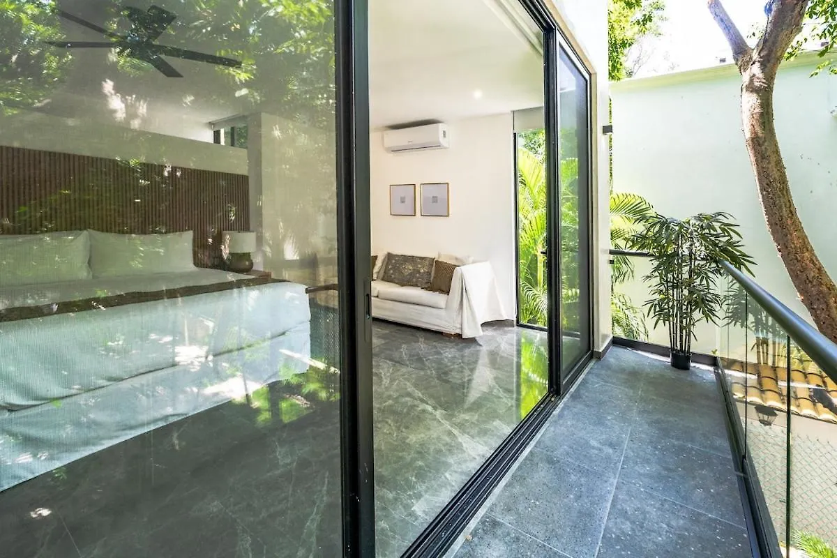 Stunning Modern Villa With Pool And Beach Access プレヤデルカーメン